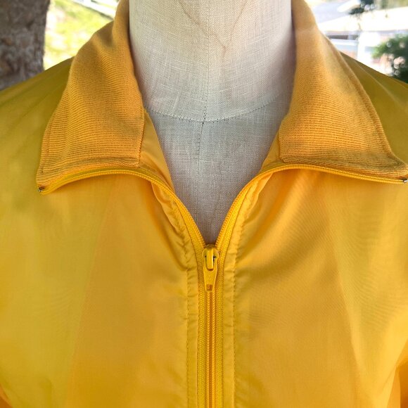 90's Briarcliff Windbreaker - Zip Up - Canary Yellow - Size Large - Unisex - Picture 8 of 11